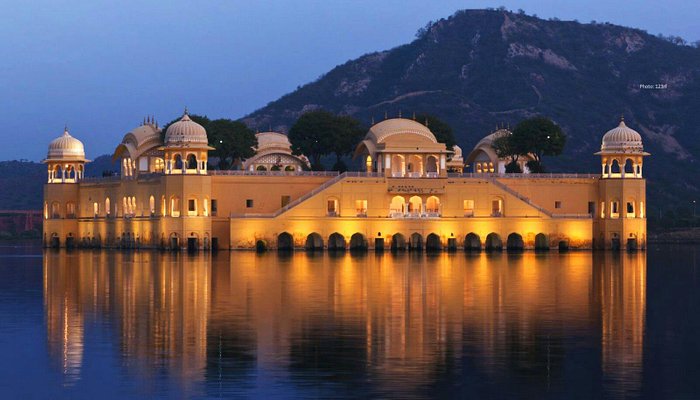 Jaipur Night Tour Taxi Service